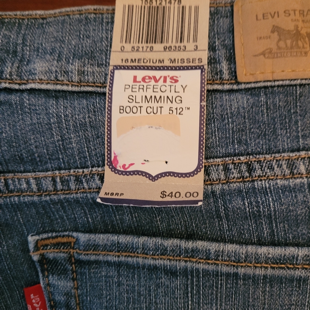 Levi Straus Perfectly Slimming Boot Cut 512 Size 16 Medium NWT - Picture 5 of 6